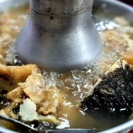 ยิ้มยิ้ม ภัตตาคาร (Yim Yim Restaurant)