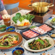 Zaab Eli (แซ่บอีลี่) ฟิวเจอร์พาร์ค และสเปลล์