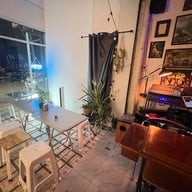 Hide out (hideandseek.814)