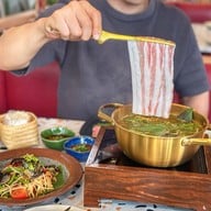 Zaab Eli (แซ่บอีลี่) ฟิวเจอร์พาร์ค และสเปลล์