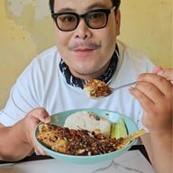 เมนูของร้าน ปิญโต จานด่วนรสใต้