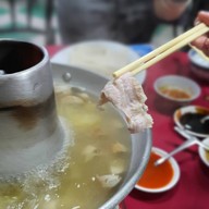 ยิ้มยิ้ม ภัตตาคาร (Yim Yim Restaurant)