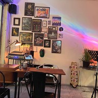 Hide out (hideandseek.814)