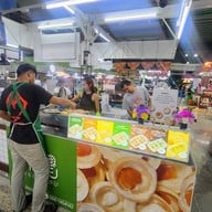 หน้าร้าน คุณนายครกกรอบ ปากคลองตลาดใหม่ ปากคลองตลาดใหม่