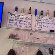 Hide out (hideandseek.814)