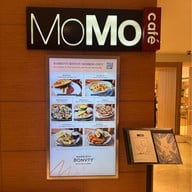 MoMo Cafe (Courtyard by Marriott Bangkok)