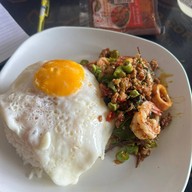 ร้านยำตำเต๋อ