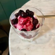 เมนูของร้าน JingJing Ice-cream Bar and Cafe