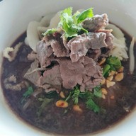 ร้านยำตำเต๋อ