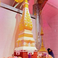 วัดพระธาตุผาซ่อนแก้ว