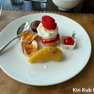 UNO MAS Centara Grand at CentralWorld