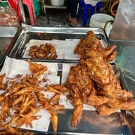 ซอฟียา ไก่ทอด ข้าวหมก ไก่กอเเละ