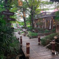 บ้านไร่มหาสวัสดิ์ บาร์บ้านไร่มหาสวัสดิ์