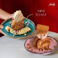 Newtro Cafe กาแฟ ขนมหวาน โทสต์ เค้ก อาหารเช้า บรรทัดทอง