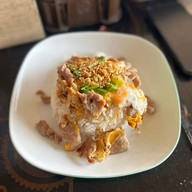 ร้านยำตำเต๋อ