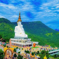 วัดพระธาตุผาซ่อนแก้ว