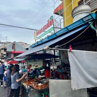 ซอฟียา ไก่ทอด ข้าวหมก ไก่กอเเละ