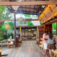 บ้านไร่มหาสวัสดิ์ บาร์บ้านไร่มหาสวัสดิ์