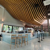 Shade Coffee Roasters บางแสน