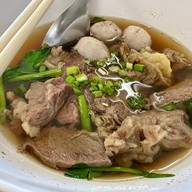 เมนูของร้าน กอเต็กเชียง 6 ก๋วยเตี๋ยวเนื้อตุ๋น-หมูตุ๋น ดอนเมือง