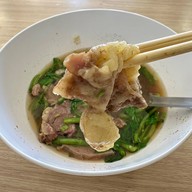 เมนูของร้าน กอเต็กเชียง 6 ก๋วยเตี๋ยวเนื้อตุ๋น-หมูตุ๋น ดอนเมือง