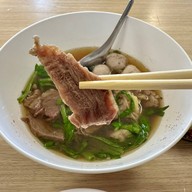 เมนูของร้าน กอเต็กเชียง 6 ก๋วยเตี๋ยวเนื้อตุ๋น-หมูตุ๋น ดอนเมือง