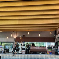 Shade Coffee Roasters บางแสน