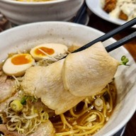 Uchidaya Ramen (อุชิดายะ ราเมน) ธนิยะ
