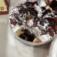 ร้านเนียแอนด์อีวาน (เค้กเนเน่) เซ็นทรัลอุบล