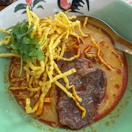 ก๋วยเตี๋ยวข้างบ้าน ติวานนท์ 3 แยก 10