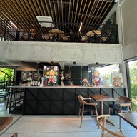 Shade Coffee Roasters บางแสน