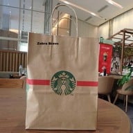 บรรยากาศ Starbucks เซ็นทรัลเวิลด์ - ดิออฟฟิศเศส
