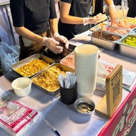 เป็นต่อปอปลา