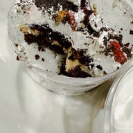 ร้านเนียแอนด์อีวาน (เค้กเนเน่) เซ็นทรัลอุบล