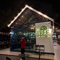 The TREE CAFE