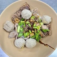 ลูกชิ้นศรีย่าน ตลาดศรีย่าน (ไม่มีสาขา) ตลาดศรีย่าน