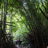 บรรยากาศ เนินส่งญาติ