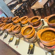 บุพเฟ่ต์ ขนมจีนบ้านเจ็ดยอด