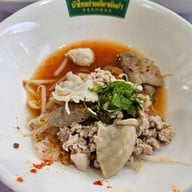 บัวไหลก๋วยเตี๋ยวต้มยำ สาขาหลักเทพรักษ์-วัชรพล