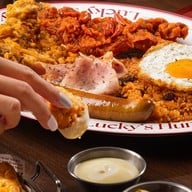 Lucky’s Hungry The Mall Lifestore งามวงศ์วาน