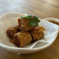 เมนูของร้าน ผัดผัดโคตรปู ปั้ม ปตท.สีหราชปิโตรเลียม