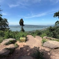 ผายายเที่ยง