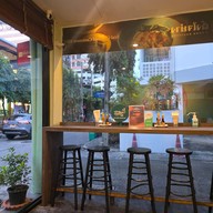 บรรยากาศ ตั้งใจย่าง พหลโยธิน