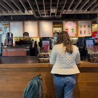 บรรยากาศ Starbucks Hong Kong International Airport T1 Gate44