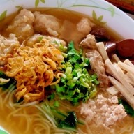 ก๋วยจั๊บญวนไทอุบล & อาหารตามสั่ง