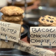 Get Some Coffee Velaa Lang Suan