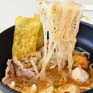 เมนูของร้าน A JUNG Fish Ball • อจัง ฟิชบอล (ชื่อเดิม สอาด ลูกชิ้นปลา) ถนนบรมราชนนี