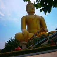 บรรยากาศ วัดม่วง อ่างทอง