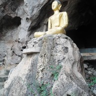 บรรยากาศ วัดถ้ำเขาชุมดง