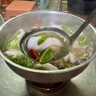 เมนูของร้าน จูเนียร์ ก๋วยเตี๋ยวปลา